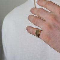 Men's Diamond-cut Signet Ring | 10k Gold