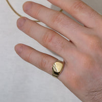 Men's Diamond-cut Signet Ring | 10k Gold