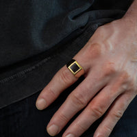 Bold Onyx Ring | 10k Gold