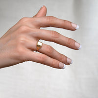 solid 10k Gold signet ring, solid white gold signet ring toronto, solid rose gold signet ring toronto