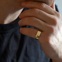 gold diamond signet ring