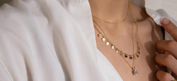 Gold Women's Necklaces