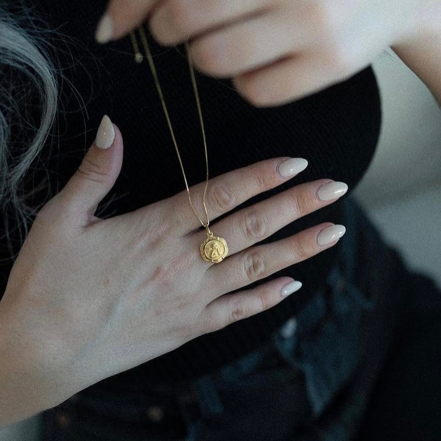 Baby Angel Pendant | 10k Gold | 16–22"