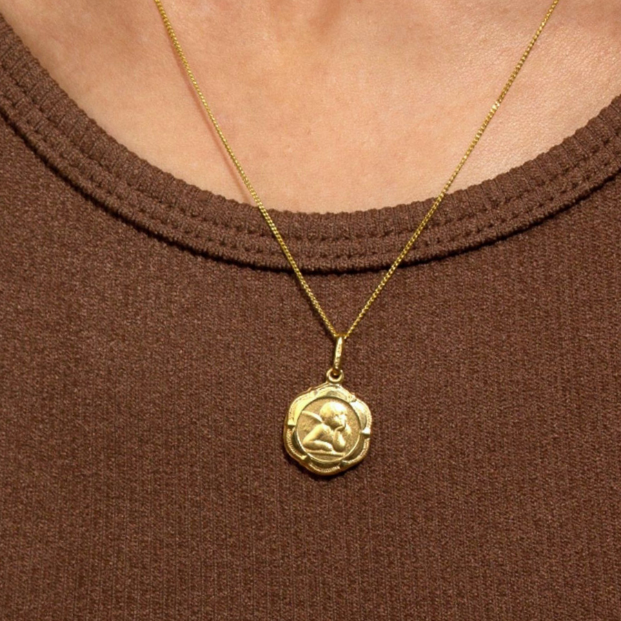 Baby Angel Pendant | 10k Gold | 16–22"