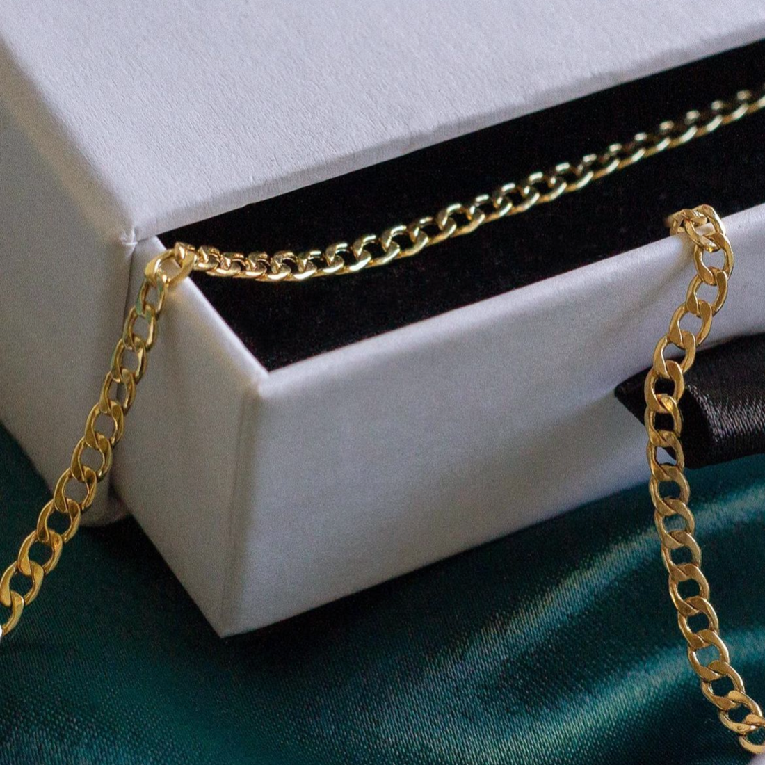 Basic Curb Chain | 10k Gold | 3.2mm | 16-24”