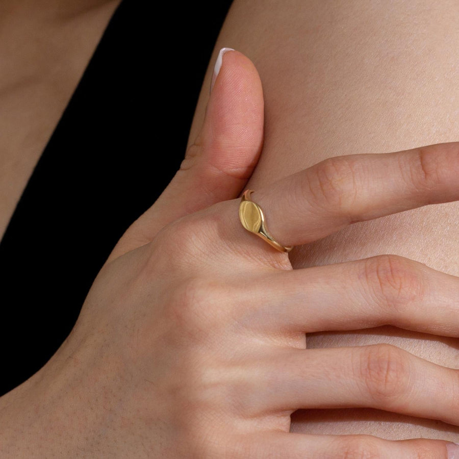 gold signet ring woman, white gold signet ring, signet ring woman birthstone, signet ring woman, solid gold signet ring