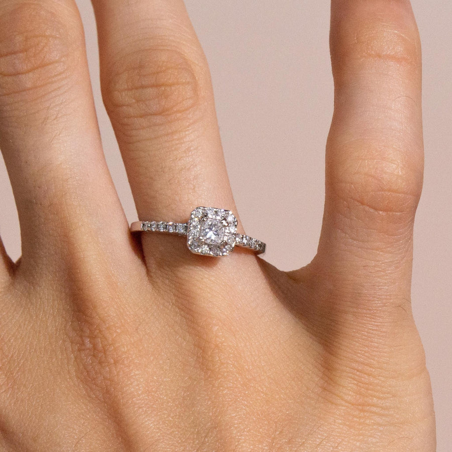 princess cut square halo engagement rings