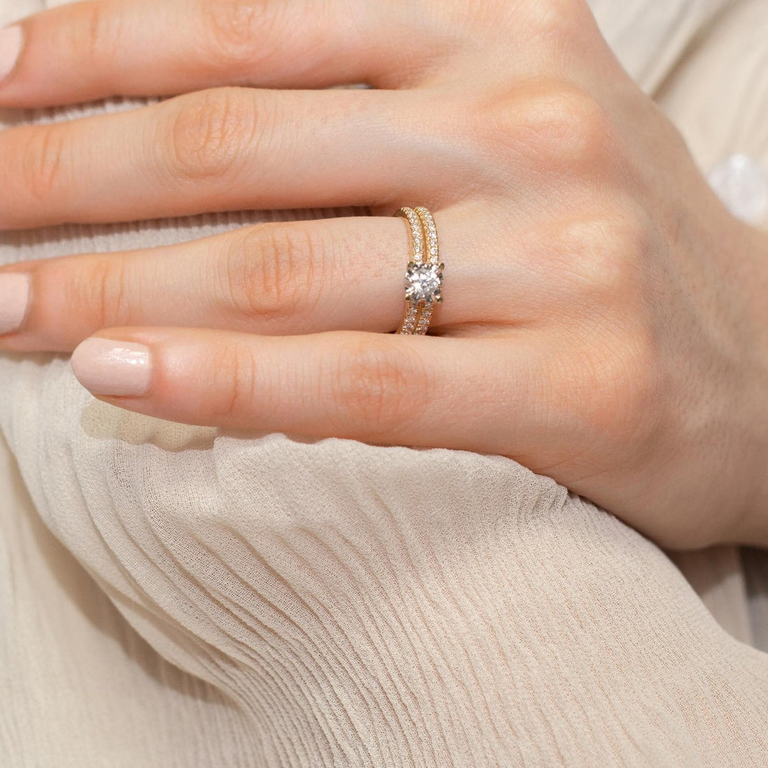 thin rose gold wedding band