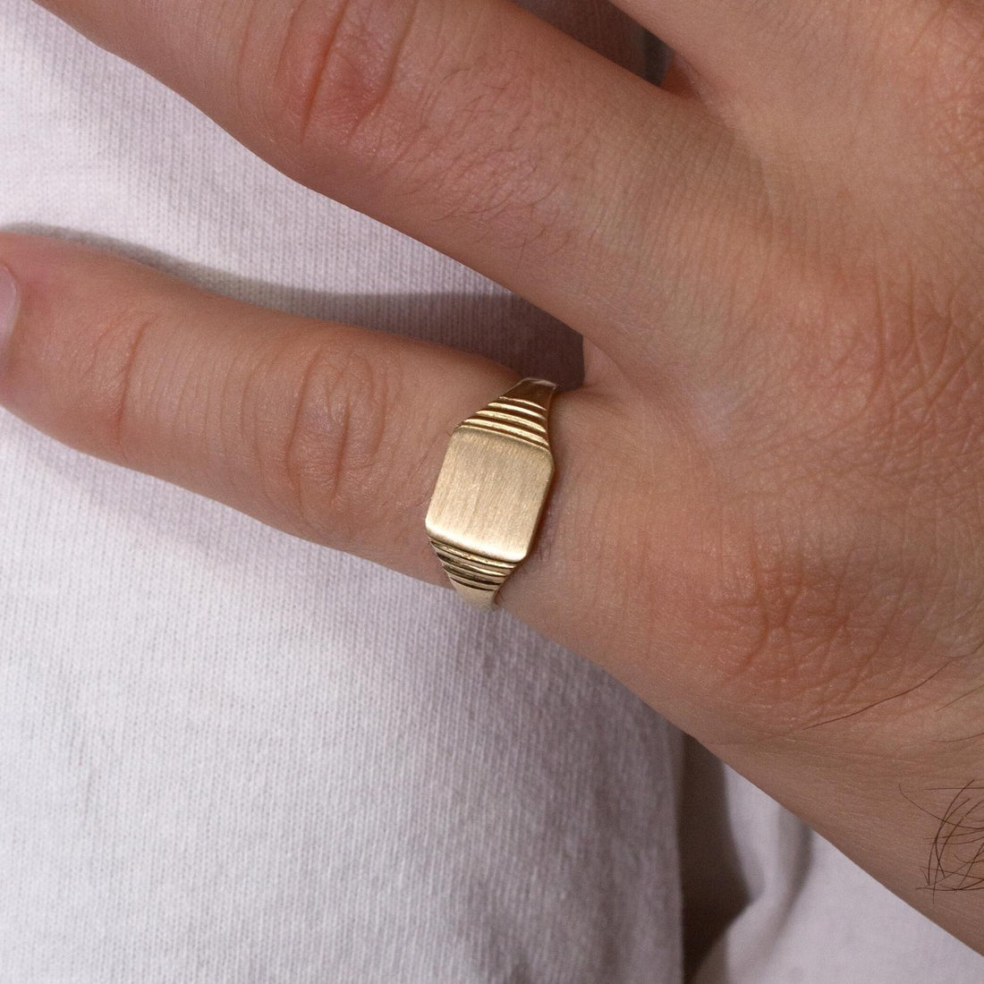 Men's Gold Signet Ring Toronto 14k 10k Gold Ring – Jewellery