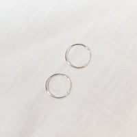 silver earrings hoops small canada, small basic silver hoops amazon canada, 