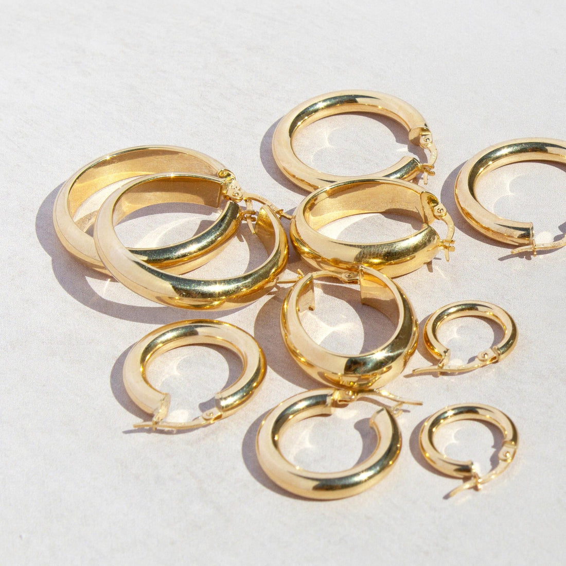 Thick Tube Hoops | 10k Gold | 22-28mm