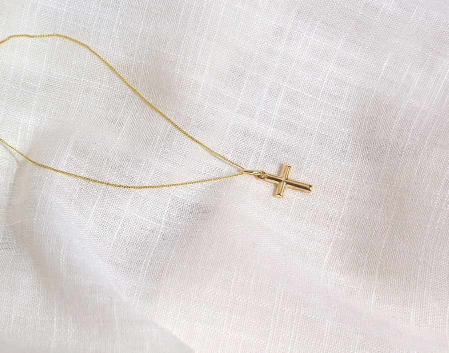 amazon canada gold cross necklace, christian pendant necklace toronto