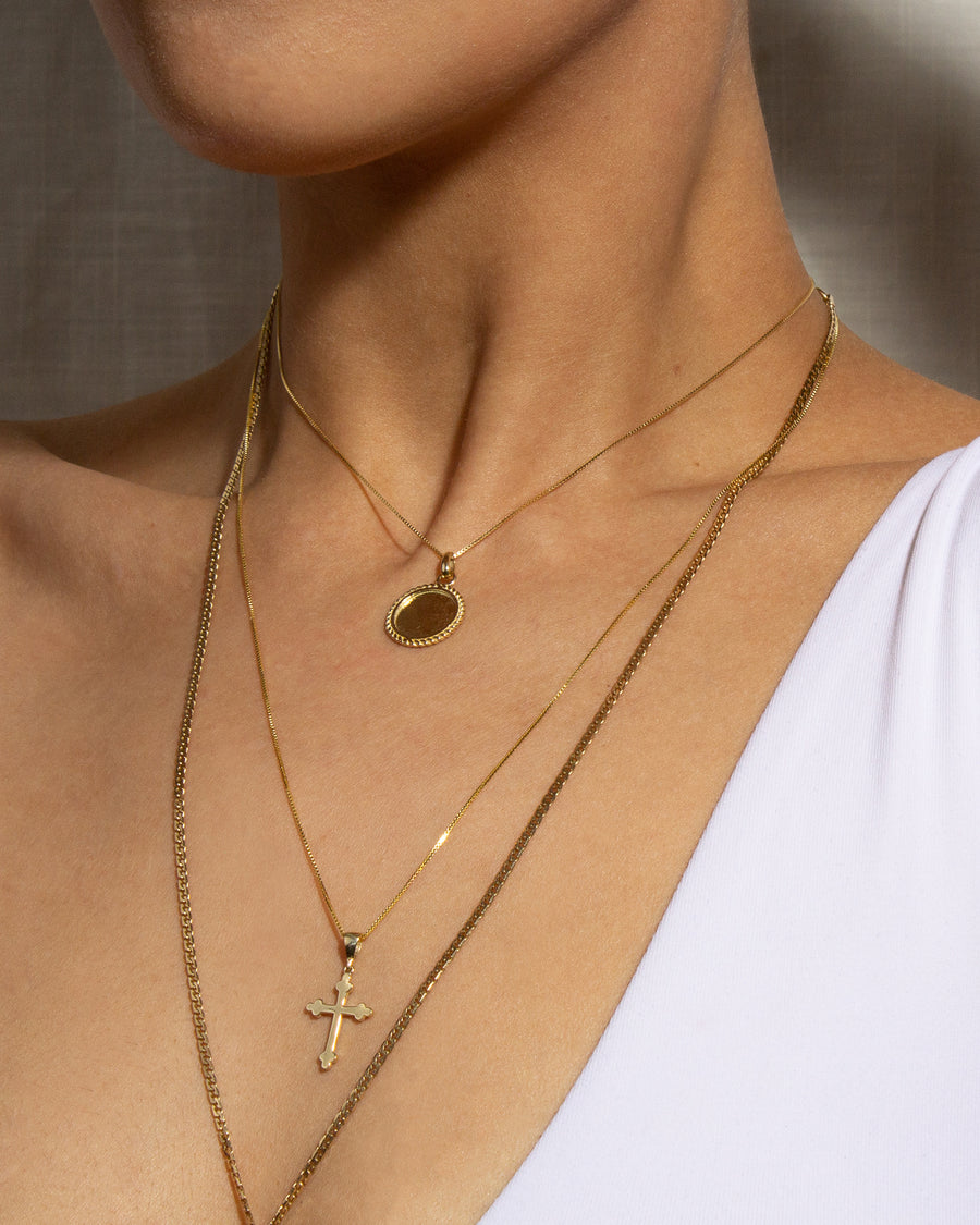 gold chain necklace toronto, canadian jewelry designers toronto, dainty jewelry canada affordable