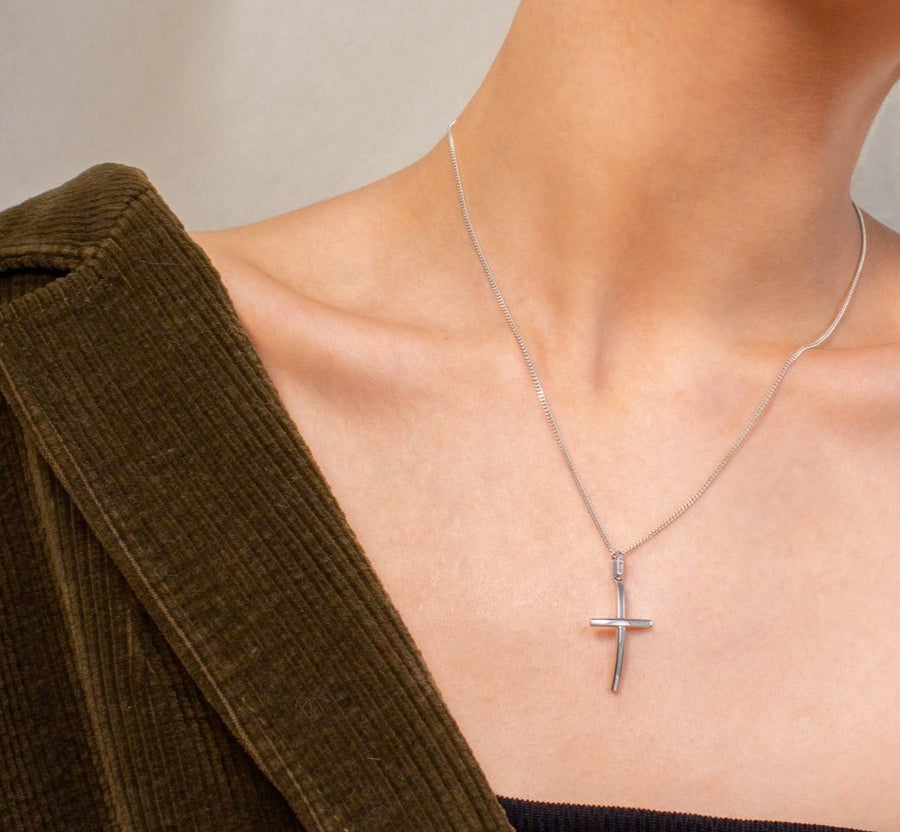 minimal silver cross with chain toronto, silver cross toronto, silver woman cross toronto