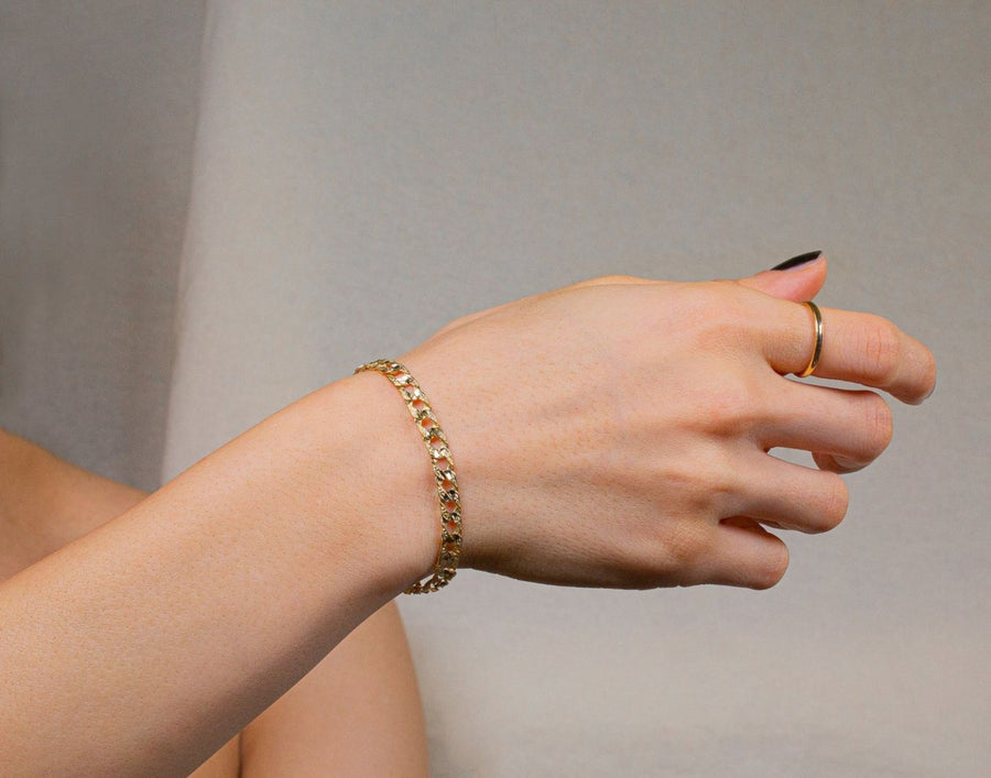 womens curb bracelets gold, womens bracelets canada