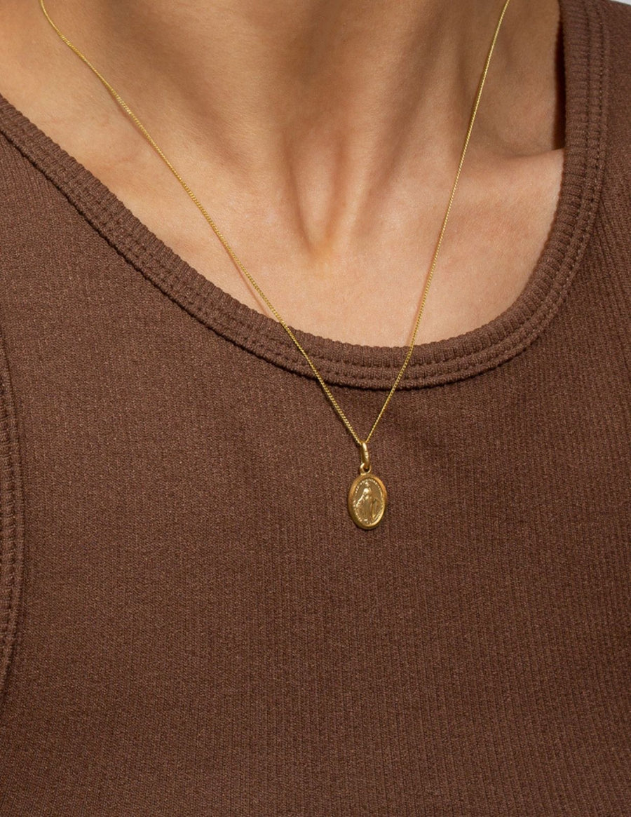 small oval virgin mary pendant, gold virgin mary pendant, small lucky virgin mary pendant, buy gold virgin mary pendant toronto