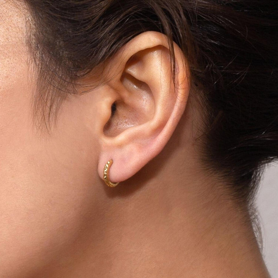 buy gold sleepers toronto, buy diamond cut gold sleepers, solid gold huggie earrings canada